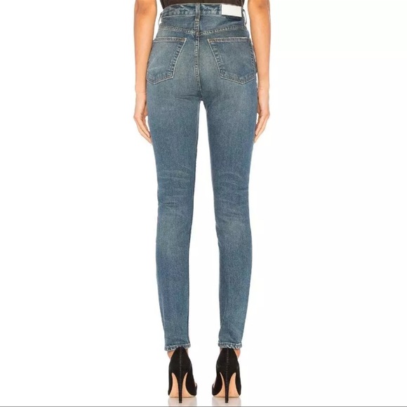 RE/DONE Originals Ultra High Rise Skinny with Stretch in Medium Dusty - Picture 3 of 13